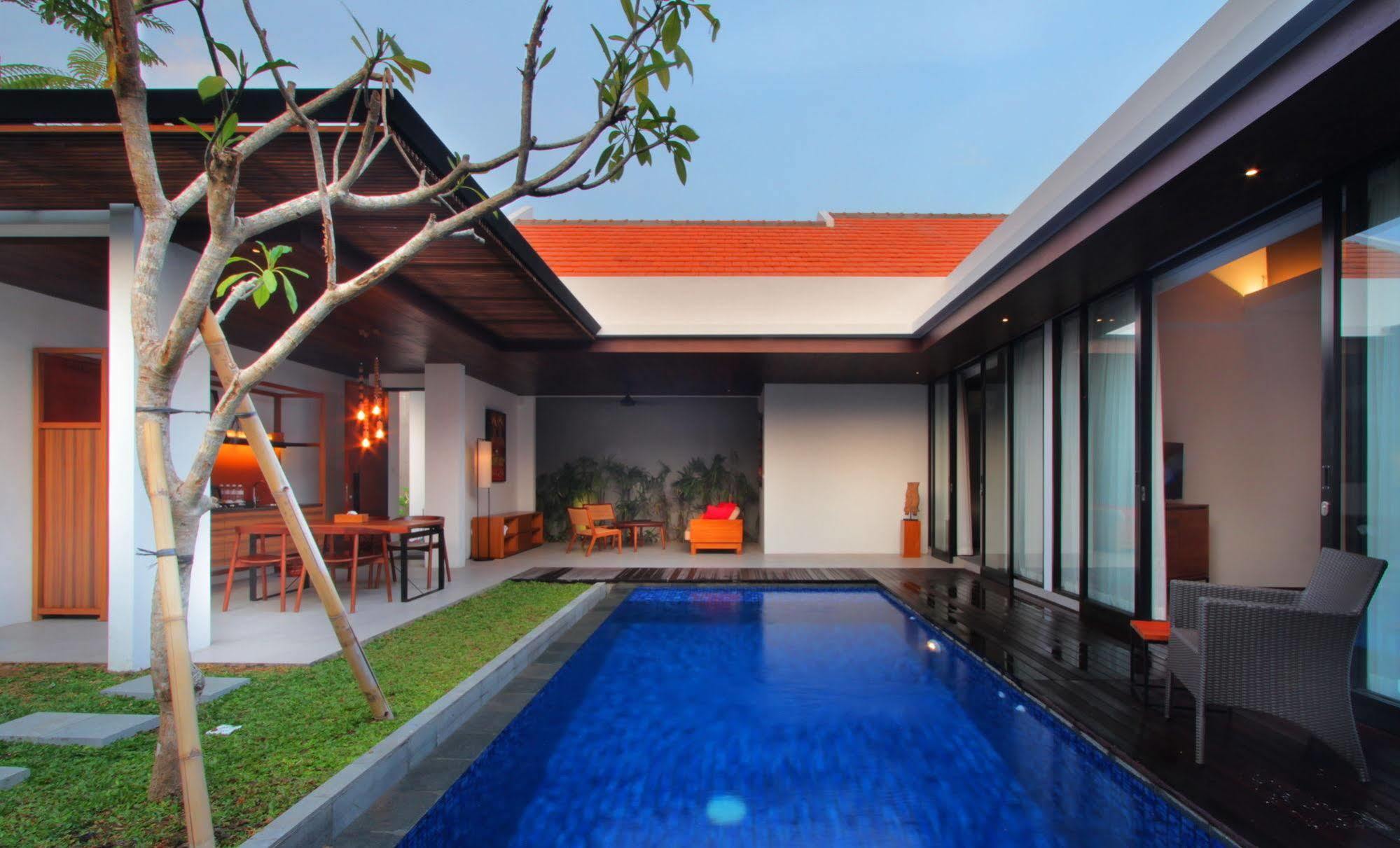 Abia Villas Kuta  Ngoại thất bức ảnh
